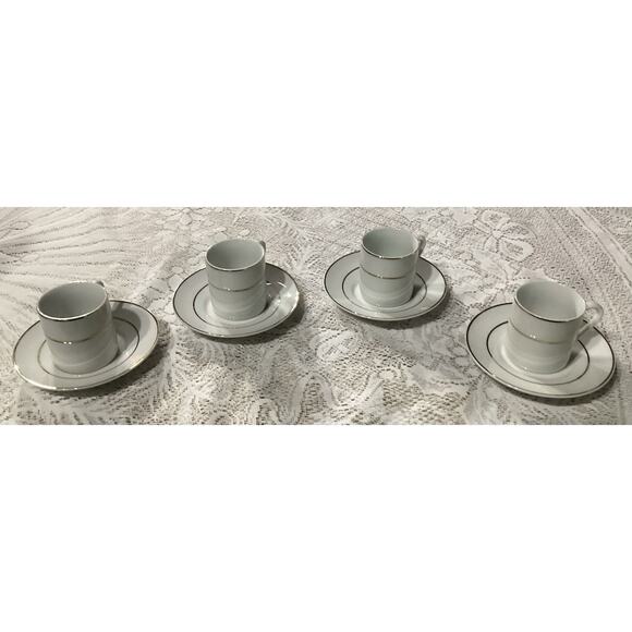 Set Of 4 I. Godinger And Co. White With Gold Trim Demitasse Cups And Saucers - Picture 3 of 9